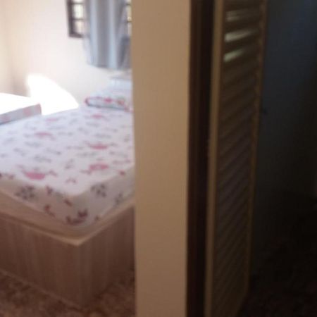Aparthotel Familia Meireles Luziânia Zewnętrze zdjęcie