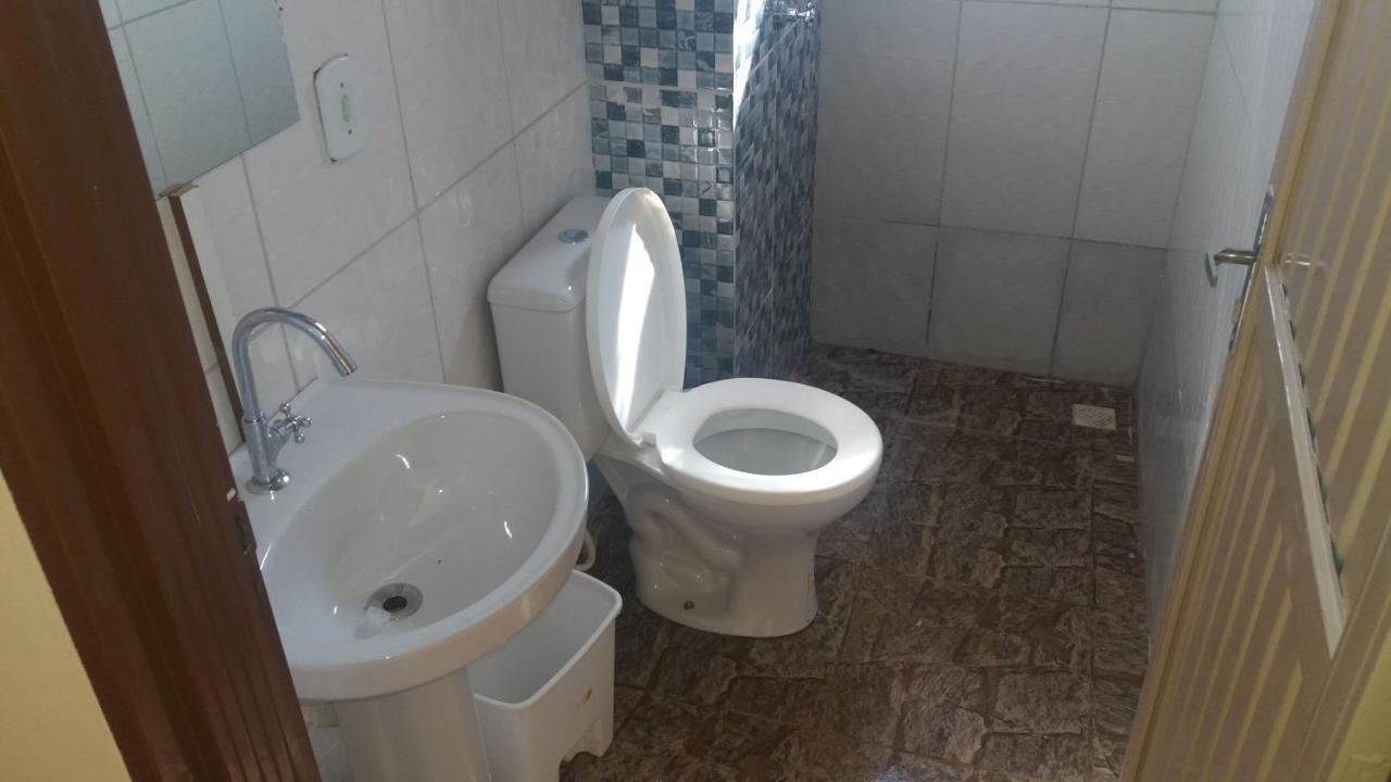 Aparthotel Familia Meireles Luziânia Zewnętrze zdjęcie